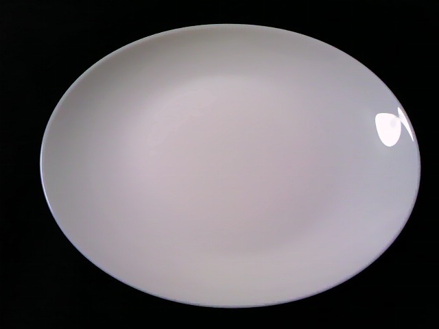 ヤマザキ 白いお皿 大皿(25㎝×21cm) 楕円 1番人気 2010年「白いオーバルディッシュ」[キッチン用品/レア/プレート/未使用]