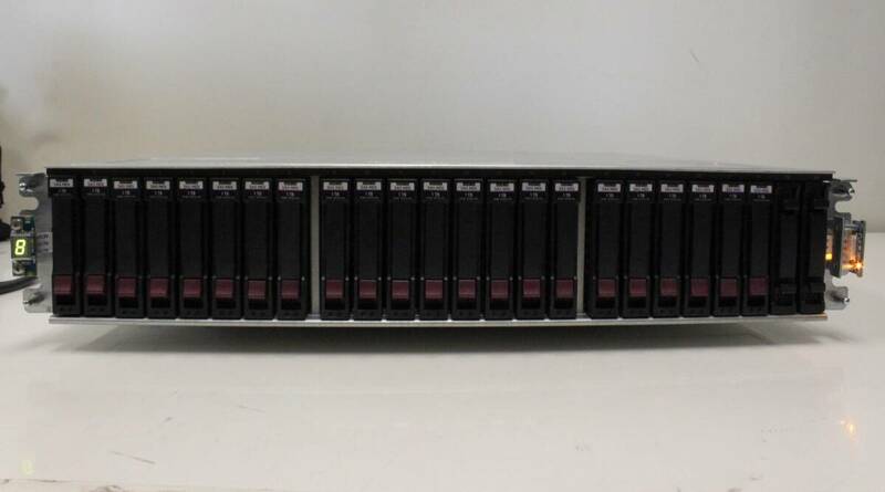 B154 HP HPE MSA2040 ES SAS DC SFF Storage Model:FCLSE-0801// 1TB SAS:20個付属 MM1000JEFRB 