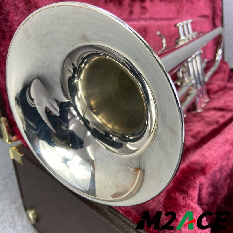YAMAHA　ヤマハ B♭トランペット trumpet 管楽器 YTR-800GS　ゴールドブラス1枚取り　ML　シルバー　銀メッキ　SP 純正ハードケース