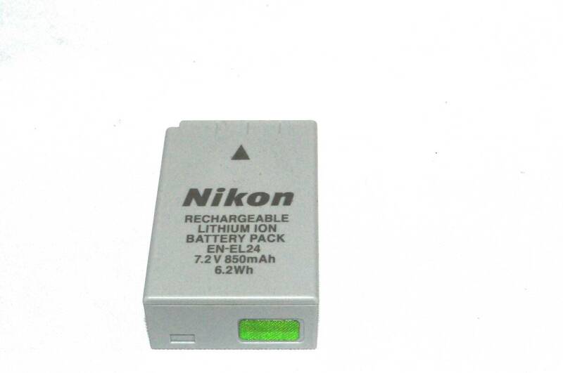 Nikon ニコン 純正バッテリー EN-EL24 　