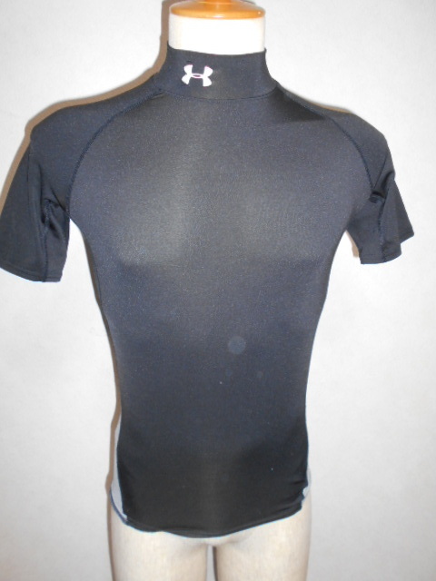 ②2UNDEAUNDEA ARMOUR　アンダーアーマー　半袖トレーニングネックシャツ　フィットネスインナーシャツ黒グレーMD　NO,MSC3089