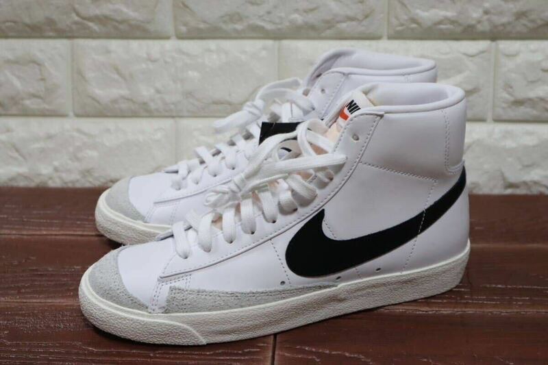 新品 26.5㎝　ナイキ　NIKE BLAZER MID 77 VINTAGE ブレーザー MID ‘77 ヴィンテージ　メンズ　スニーカー