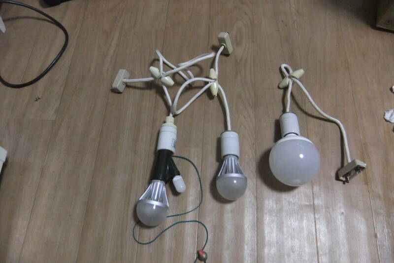 点灯確認済み　電球付　白熱灯器具　3点セット　DIYなどに　シェード無し
