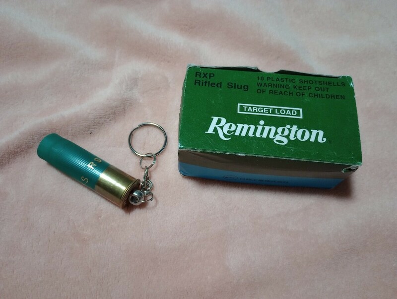 空薬莢キーホルダー Remington　＆Remington　12ゲージ　ショットシェルの空箱