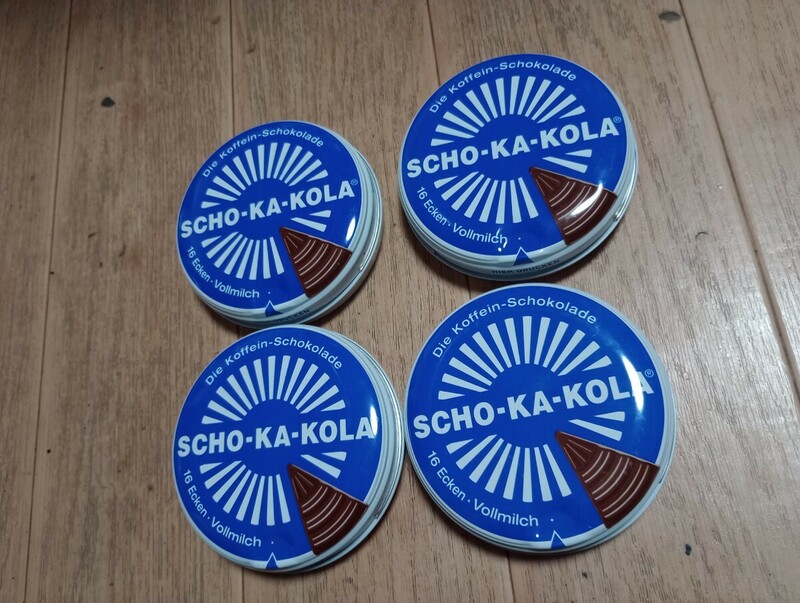 SCHO-KA-KOLA ショカコーラ　ミルクチョコの空缶　4個セット