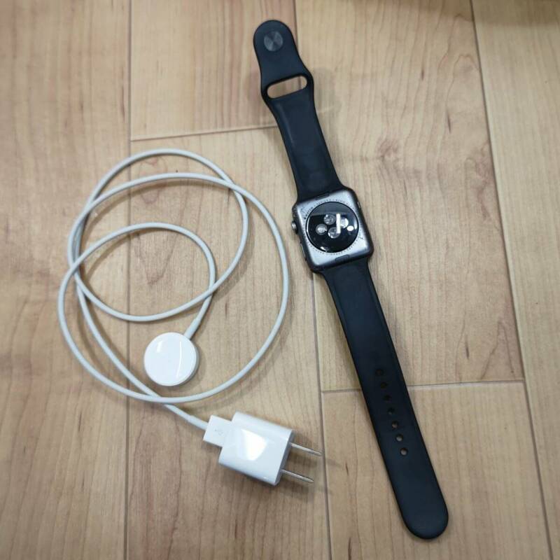 送料無料S80796 Apple Watch Series 2　42MM　アップルウォッチ　本体　ベルト　充電器付