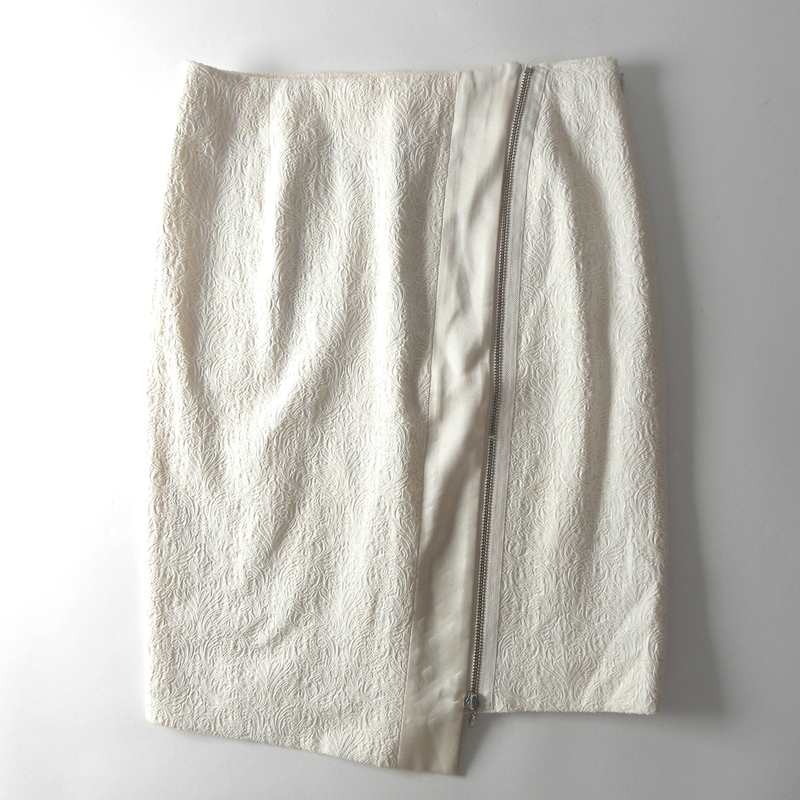 ヴィヴィアンタム VIVIENNE TAM ジャガード刺繍 ジップデザインタイトスカート 膝丈 裏地付き 大人可愛い 1 ホワイト 日本製 l0313-11