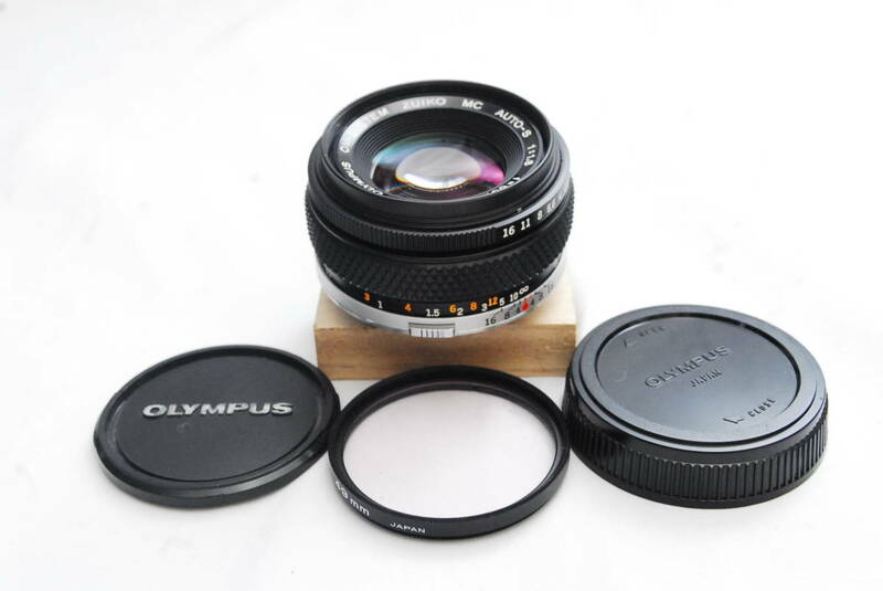 OLYMPUS OM-SYSTEM ZUIKO MC AUTO-S f=50mm 1:1.8 (良品） 01-11-14