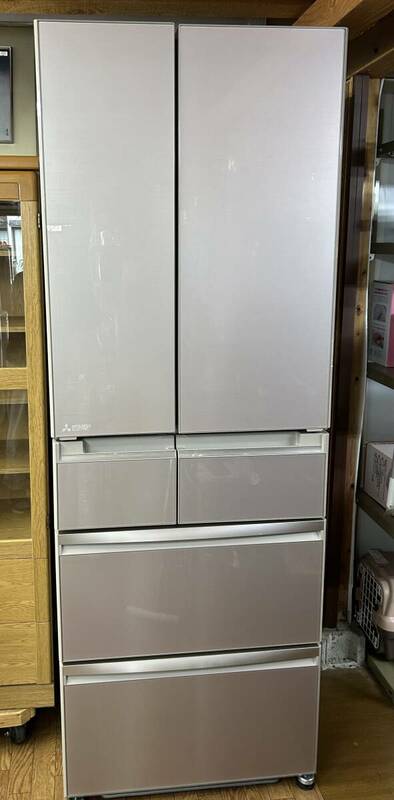 三菱冷蔵庫　大型冷蔵庫　6枚ドア　MR-WX47C-F　置けるスマート大容量　2018年製　中古美品