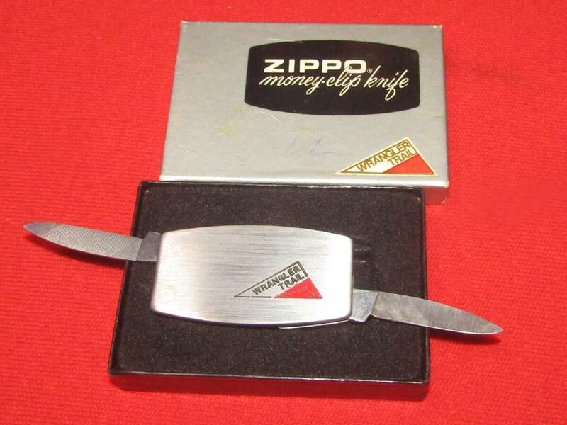 【天】 Zippoはライターだけではありません　珍品　可愛い折り畳み式　ベルト掛けナイフ