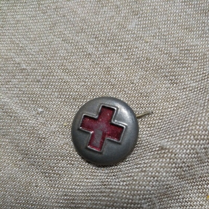 古い 赤十字 バッジ 日本赤十字
