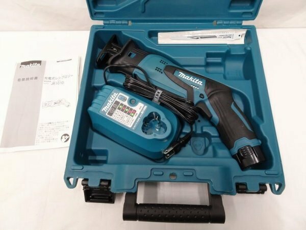 B02391★マキタ makita 充電式 レシプロソー JR101DW / 10.8V 充電器 ケース バッテリー 工具 道具 美品