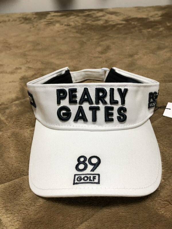 【完売モデル】パーリーゲイツ 2段ロゴ刺繍　サンバイザー　ホワイト　白　PEARLY GATES