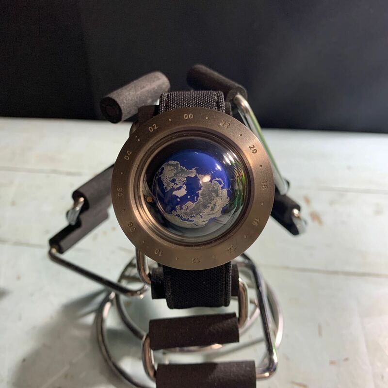 稼働品 セイコー S11 アースウォッチ ドーム型 地球儀 青文字盤 メンズ腕時計 地球儀ウォッチ 地球時計 SEIKO 北半球 (9530)