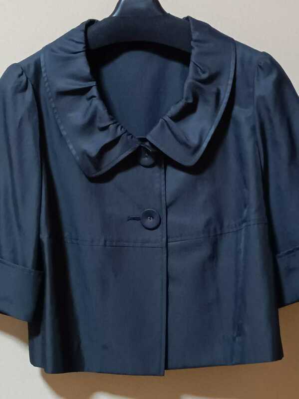 COMME CA コムサ ショート丈 薄手ジャケット 11号★ フォーマルな黒の羽織もの　　ドレスの上に羽織ってください