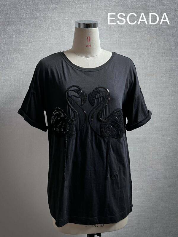 ESCADA/エスカーダ　スポーツ スパンコール　フラミンゴ　黒　ゆったりデザインTシャツカットソー 半袖
