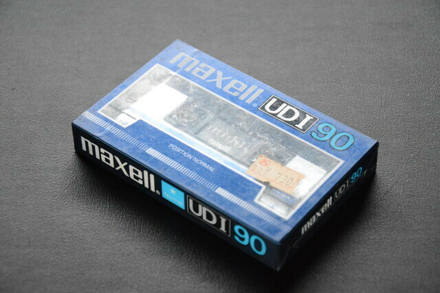 古いカセットテープ maxell UDⅠ 90 未使用品 0325-4 検索用語→Aレター100g10内