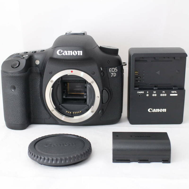 ☆新品級・ショット数429☆ Canon デジタル一眼レフカメラ EOS 7D ボディ EOS7D キヤノン #2013