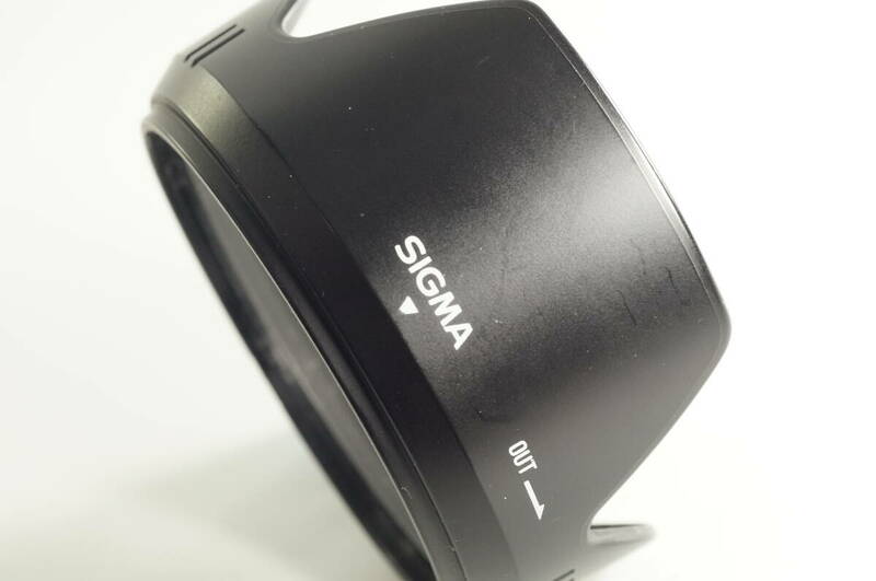 影CG【並品 】SIGMA ツルツルタイプLH680-01 18-125mm F3.5-5.6 DC 18-200mm F3.5-6.3 DC 28-300mm F3.5-6.3 DG MACRO用 レンズフード