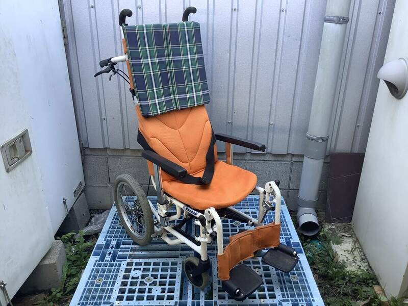 ◆車椅子　リクライニング　KAWAMURA◆カワムラ　アルミ 軽量 折り畳み 病院 在宅 リハビリ 施設 老人介護 看護 介助用