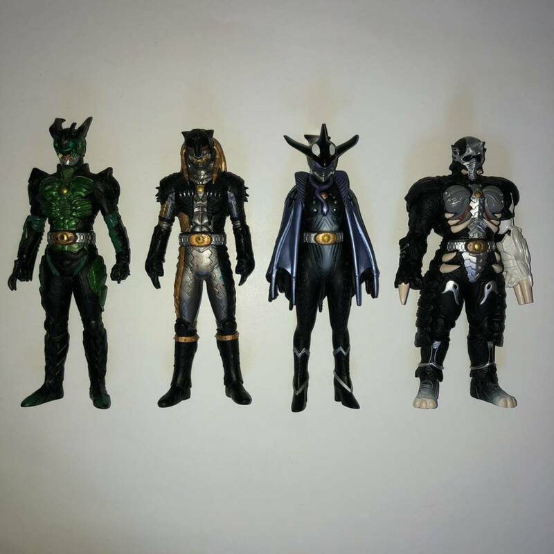 バンダイ 仮面ライダーオーズ ソフビ　ガメル、メズール、ウーバ、カザリ