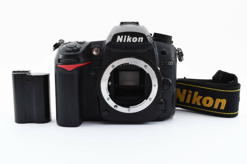 ニコン Nikon D7000 ボディ デジタル ー眼レフ カメラ