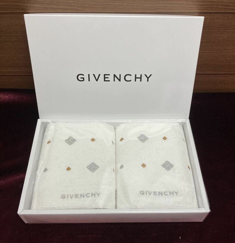 未使用 ♪ GIVENCHY ジバンシイ ♪ ハンドタオル 2枚セット ハンカチ　ジバンシィ ジバンシー