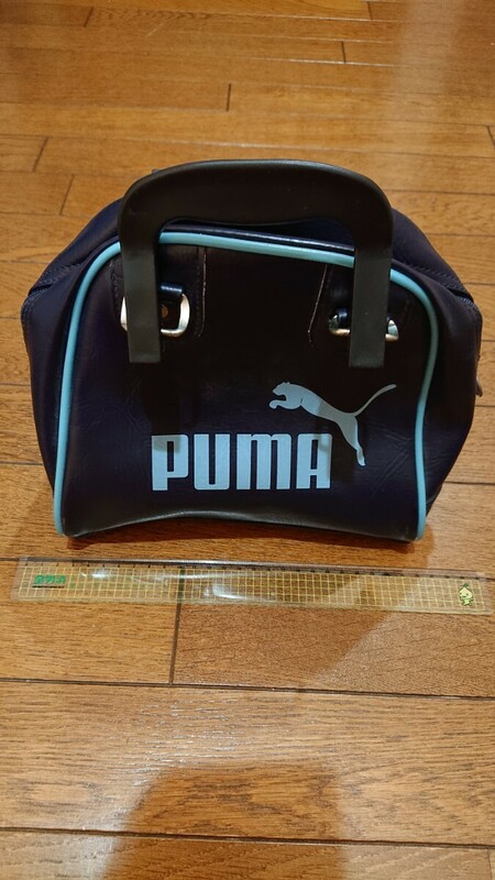 ★★★ PUMA プーマ ミニバッグ 中古 ゆうパケットポスト 送料２３０円 ★★★