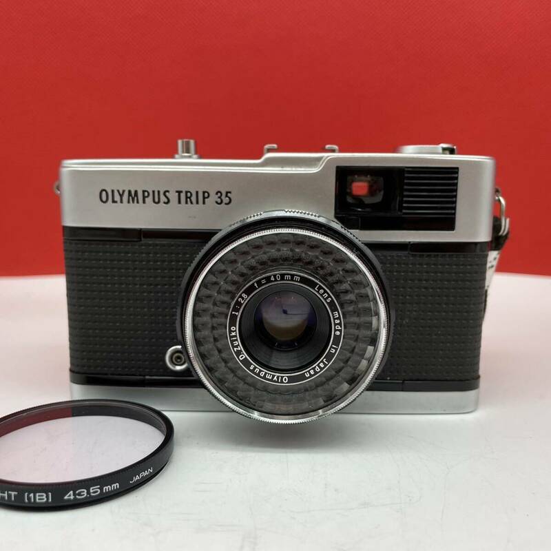□ OLYMPUS TRIP 35 D.Zuiko F2.8 40mm コンパクトフィルムカメラ シャッターOK 現状品 オリンパス