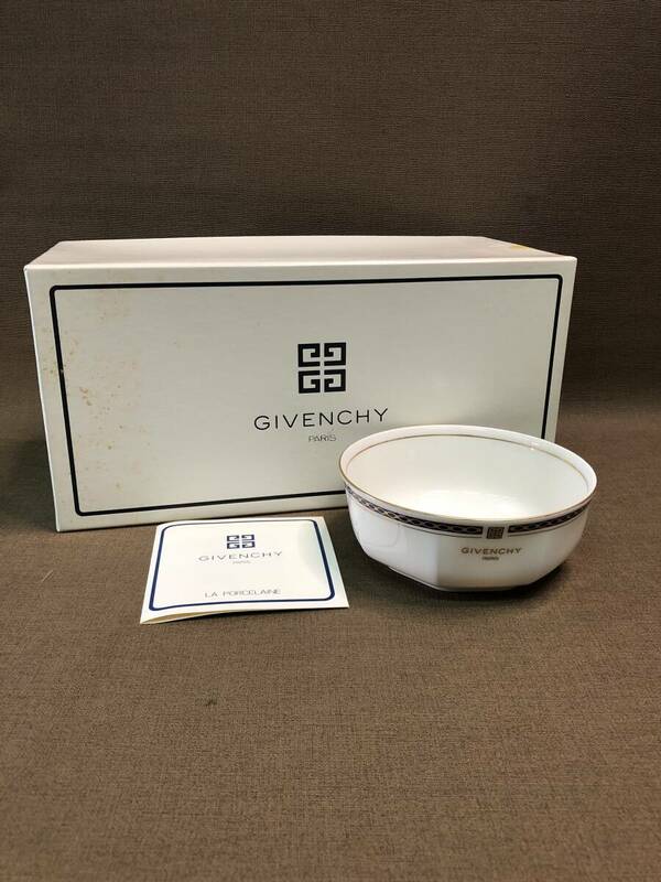 保管品☆ファイブボールセット☆GIVENCHY/ジバンシー