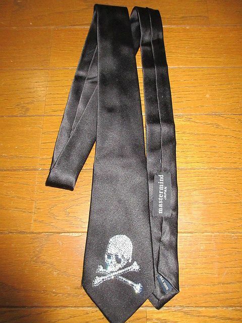 マスターマインド　mastermind japan　×　Gingam　スワロフスキー　スカル　シルク 100% ネクタイ　黒