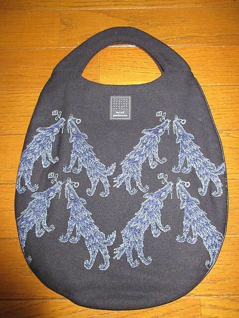 ミナペルホネン　 mina perhonen　wolf&flower 刺繍　ウール　egg bag ハンド　バッグ