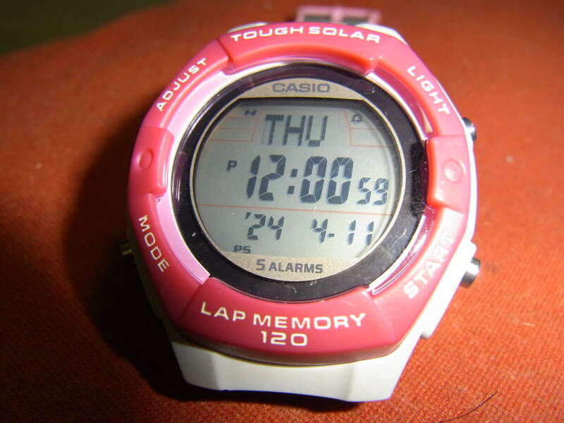 SOLAR稼働品★CASIO・SPORTS GEAR(スポーツギア)レディースLAP MEMORY 120 ソーラー LW-S200H-4AJF★