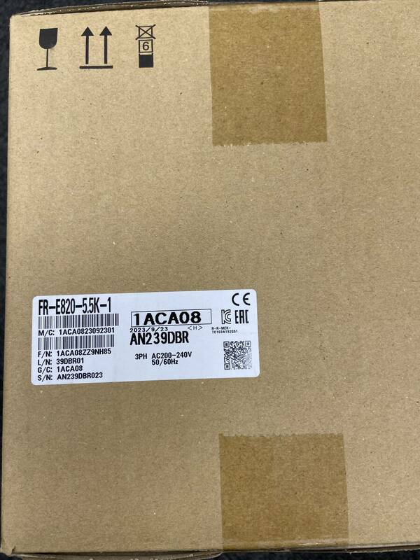 新品　未使用 2023年製 FR-E820-5.5K-1 インバータ 正規品動作保証 インボイス発行事業者　領収書対応