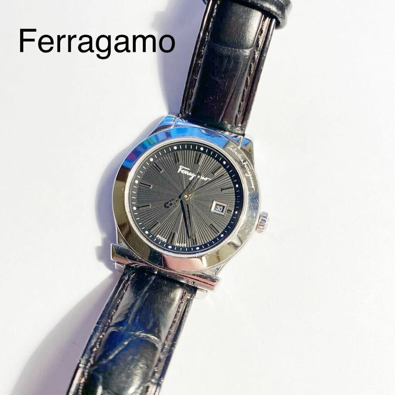 Salvatore Ferragamo サルバトーレフェラガモ ガンチーニ F63 ボーイズサイズ 33mm レディース腕時計 クオーツ 稼働品