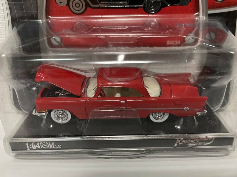 DIE CAST METAL 1/64 スケール Chrysler 300C 1957