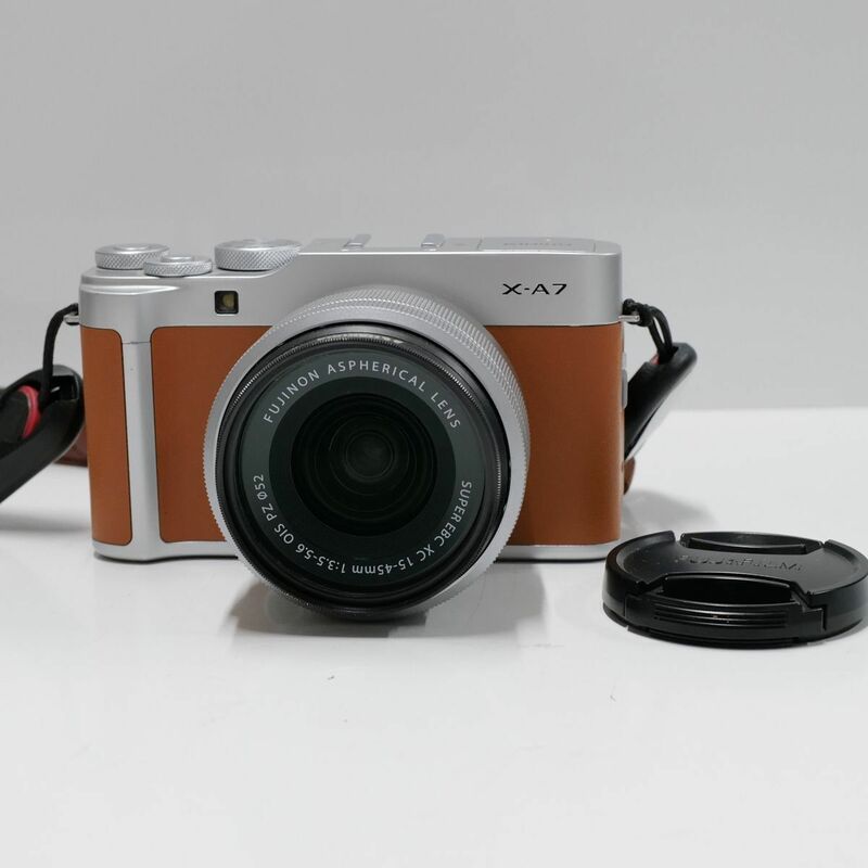 FUJIFILM X-A7+FUJINON XC 15-45mm F3.5-5.6 OIS PZ USED超美品 ミラーレス一眼 カメラ レンズキット APS-C 4K動画 完動品 中古 X5293