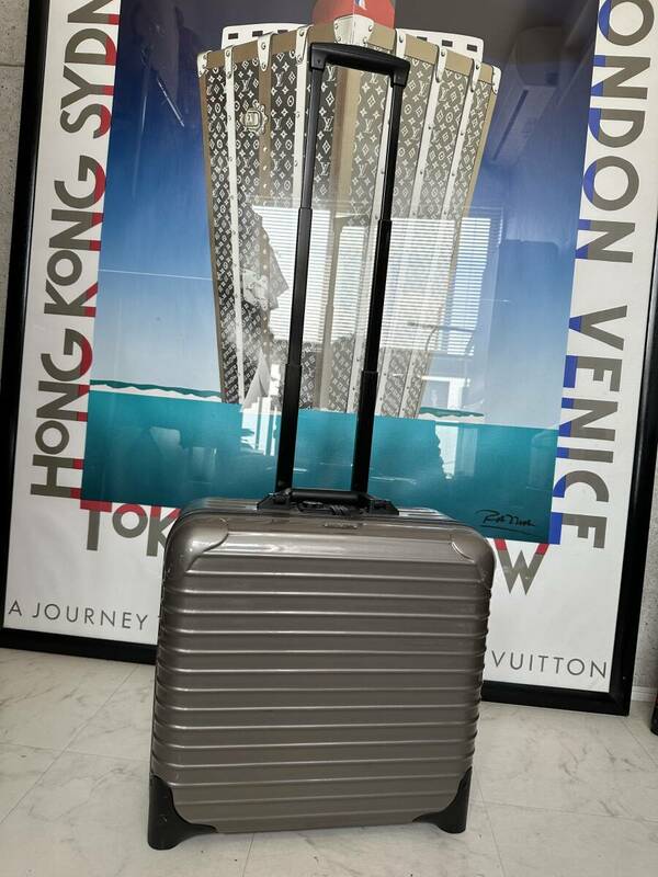 【即決/即納】！機内持ち込みサイズ！ RIMOWA リモワ SALSA サルサ プロセコ シャンパンゴールド系 TSA ビジネストローリー スーツケース