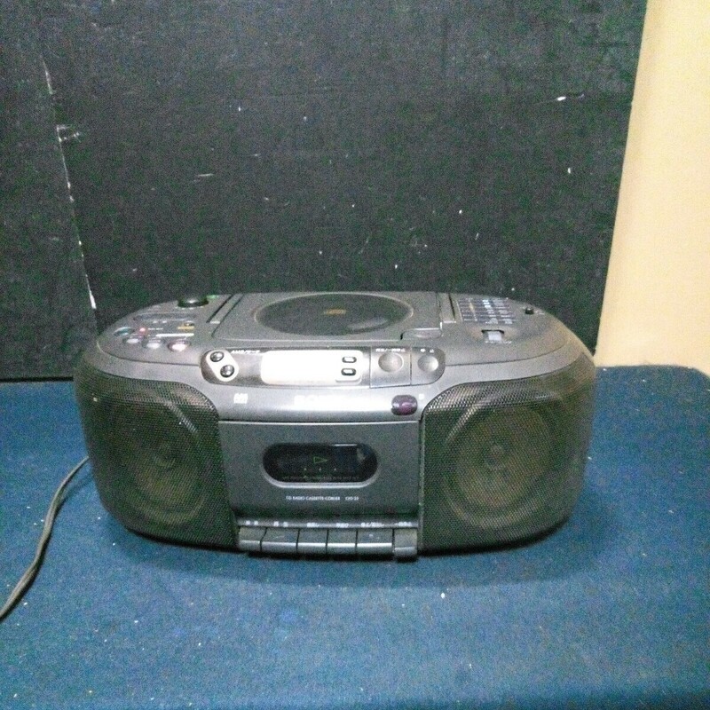 SONY ソニー CDラジカセ「CFD-25」 AM/FMラジオ対応 ブラック 1994年製 100V/15W 約23×38cm 高さ約18cm 通電確認済み 動作未確認 ジャンク