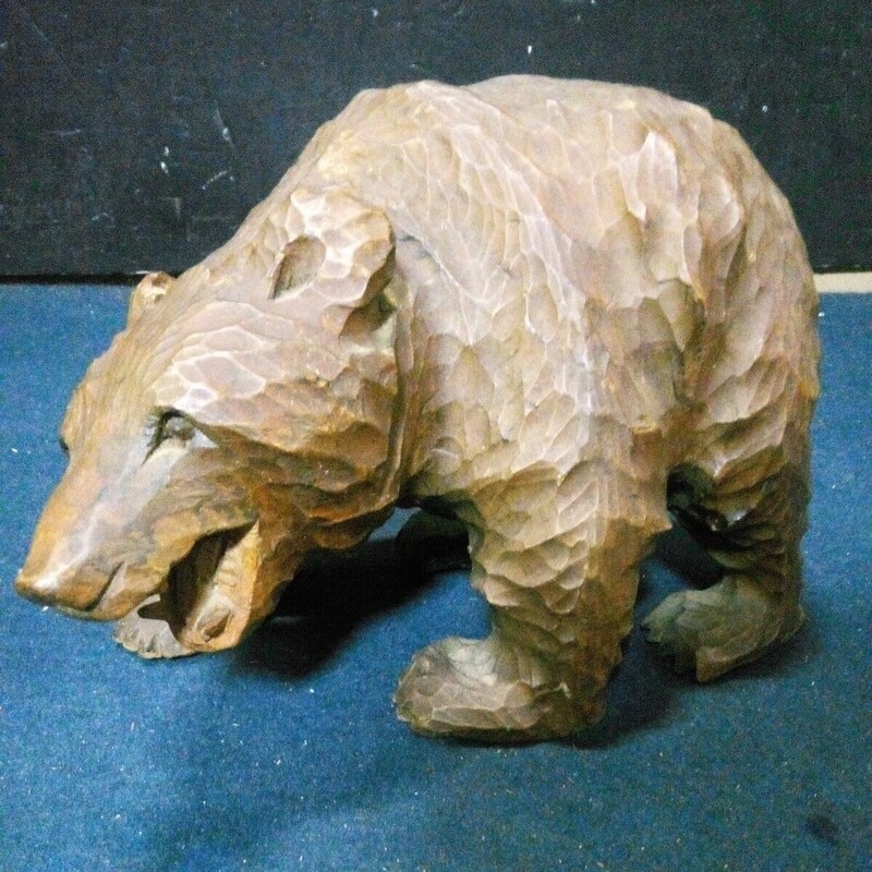 木彫り 熊 民芸品 置物 インテリア 全長:約21cm 高さ:約15cm 厚さ:約11cm 