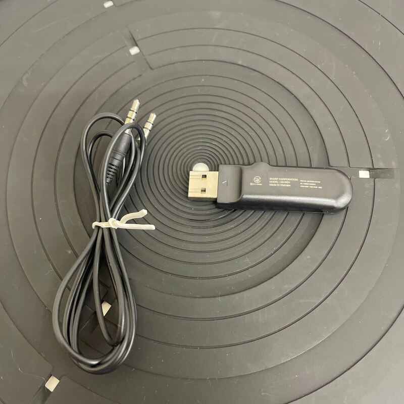 Y417. 1. SHARP シャープ AQUOS 送信機 USBレシーバー サウンドパートナー AN-WD1 BLUETOOTH WIRELESS TRANSMITTER.