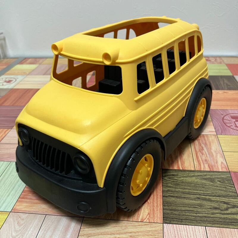グリーントイズ スクールバス 知育玩具 のりもの 海外玩具　バス　Green toys