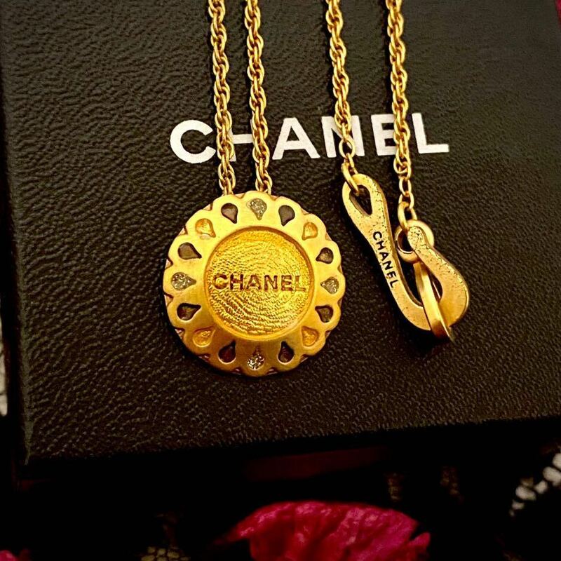 90'S VINTAGE CHANEL ゴールドチェーンネックレス ヴィンテージアクセサリー ラインストーン ティアドロップ レア