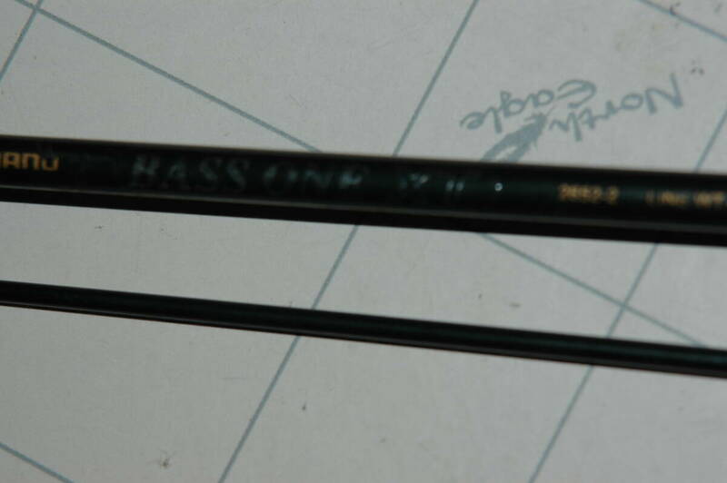 ちょい古のバスロッド シマノ バスワン SHIMANO [BASS ONE XT 2652-2] used/OK品　検) 2ピーススピニング LINE:4-12lb WT:4-14g 198cm 