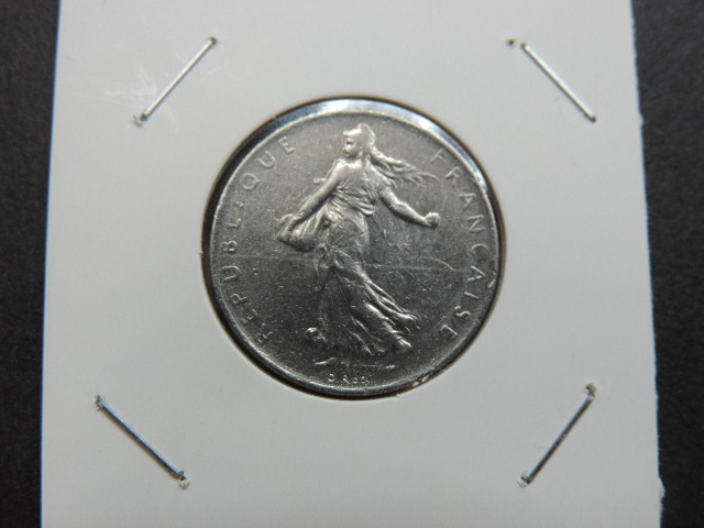 ★ＬＩＢＥＲＴＥ・ＥＧＡＬＩＴＥ・ＦＲＡＴＥＲＮＩＴＥ★　　１９７７　　ＦＲＡＮＣＡＩＳＥ　１ＦＲＡＮＳ　　　中古品・美品