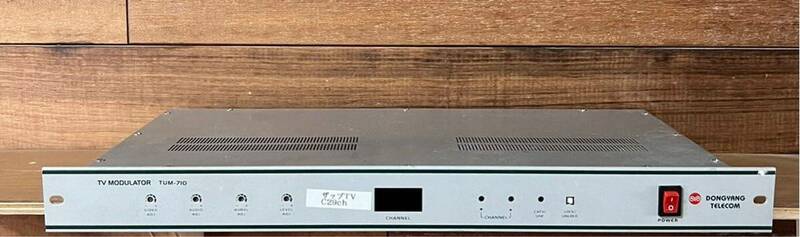 TV MODULATOR テレビモジュレーター TUM-710 DONGYANG TELECOM 電源OK 他未確認 中古