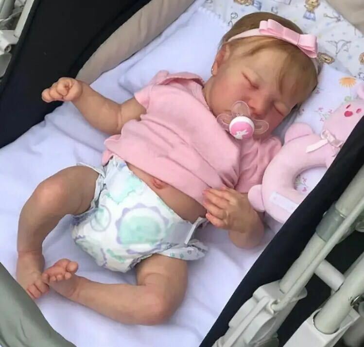 赤ちゃん人形　48cm large 幼児　リボーンドール　ソフトボディー体幹　特殊化粧施工　新生児　女の子