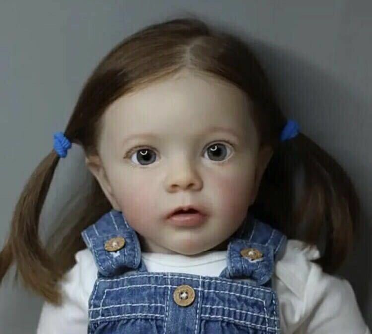 赤ちゃん人形　リボーンドール　60cm 幼児　女性　シリコンビニール　手仕上げ　ソフトボディー