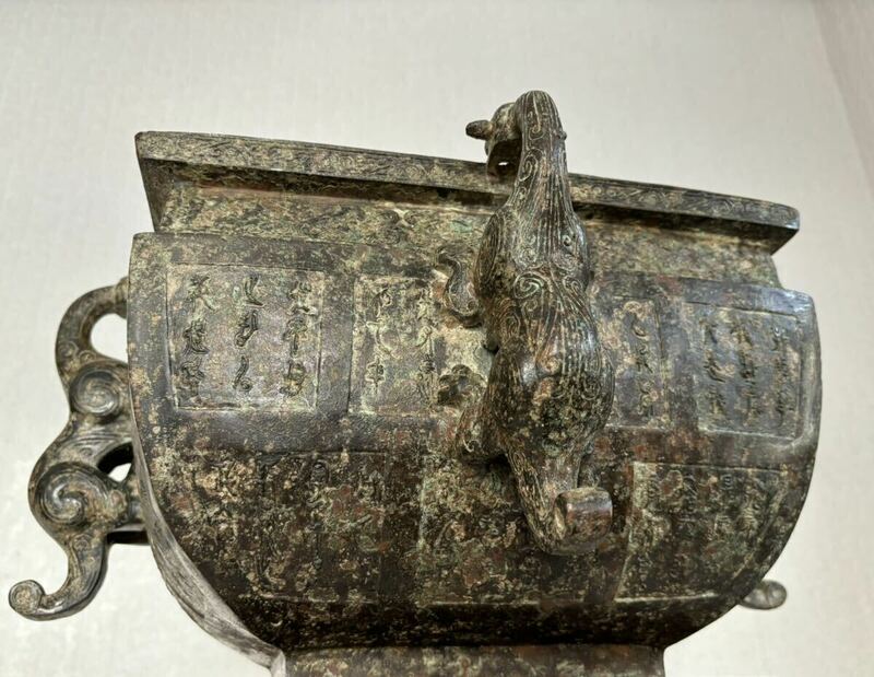 中国古玩 四獣耳饕餮紋青銅器 古銅 唐物 出土