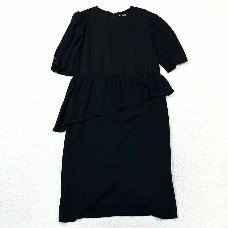 東京いぎん ブラックフォーマルワンピース 冠婚葬祭 礼服 フリル 結婚式 レディース 15号 XL相当 大きいゆったりサイズ 日本製